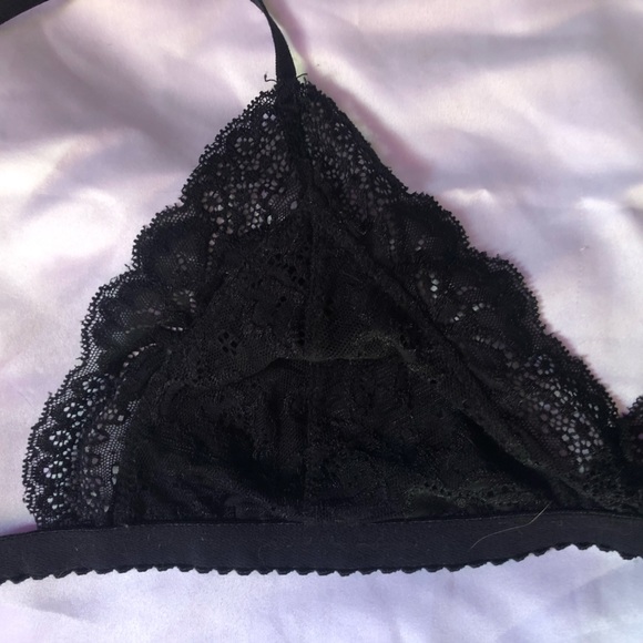 Sexy Black Lace Bra-let - Picture 1 of 3